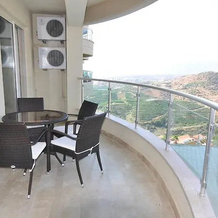 דירה Goldcity אלאניה