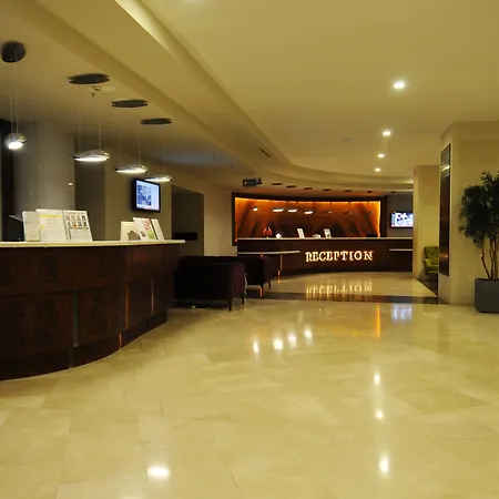 Goldcity Appartement *